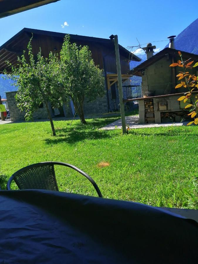 Casa Vacanze La Ca Del Cunfec Sondrio Kültér fotó