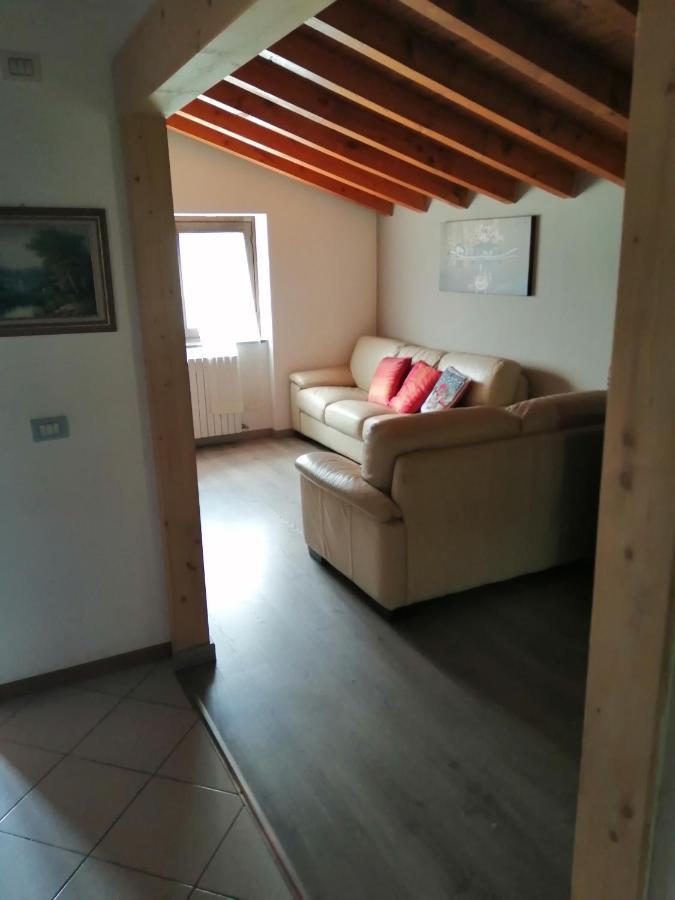 Casa Vacanze La Ca Del Cunfec Sondrio Kültér fotó