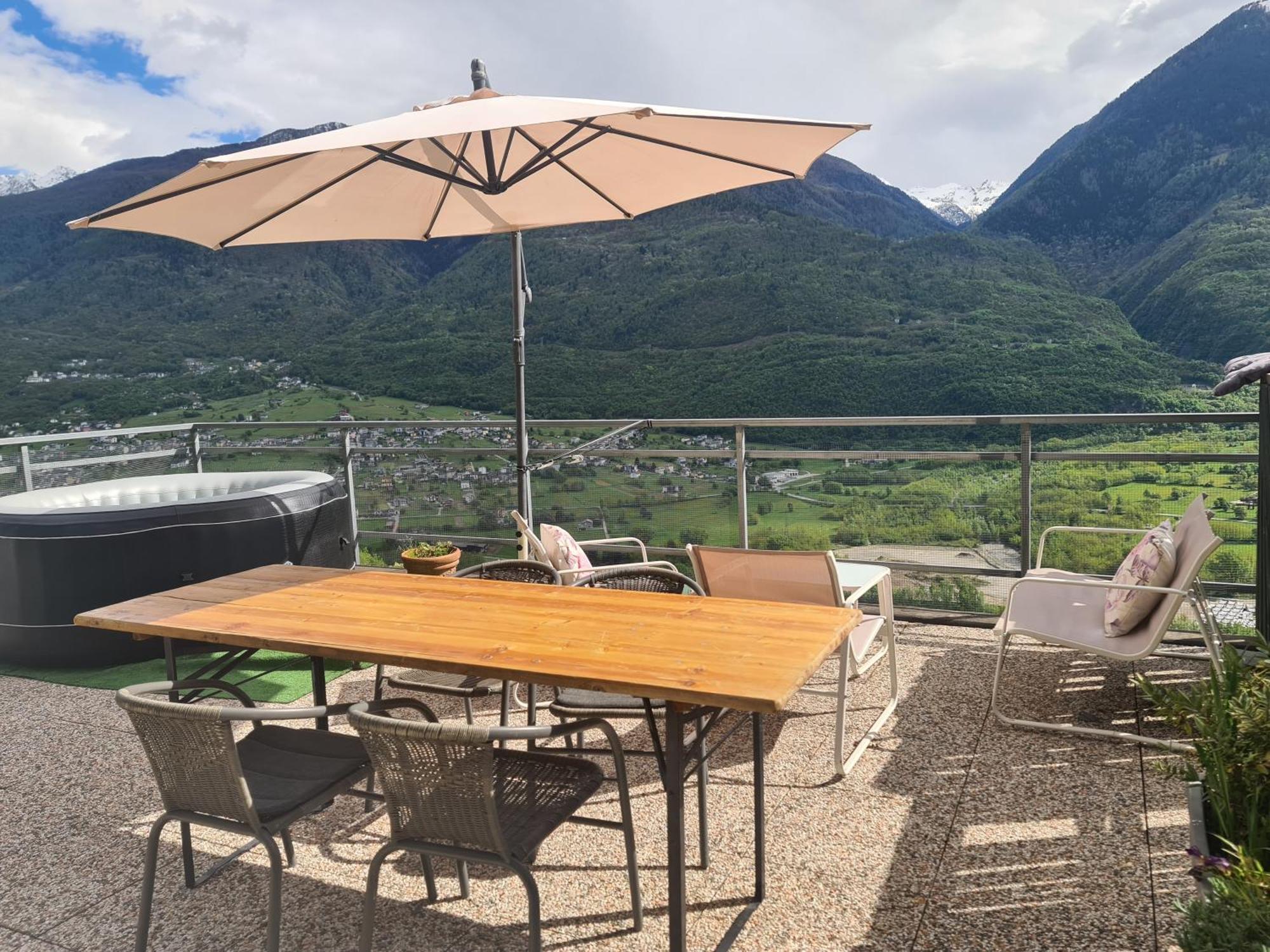 Casa Vacanze La Ca Del Cunfec Sondrio Kültér fotó